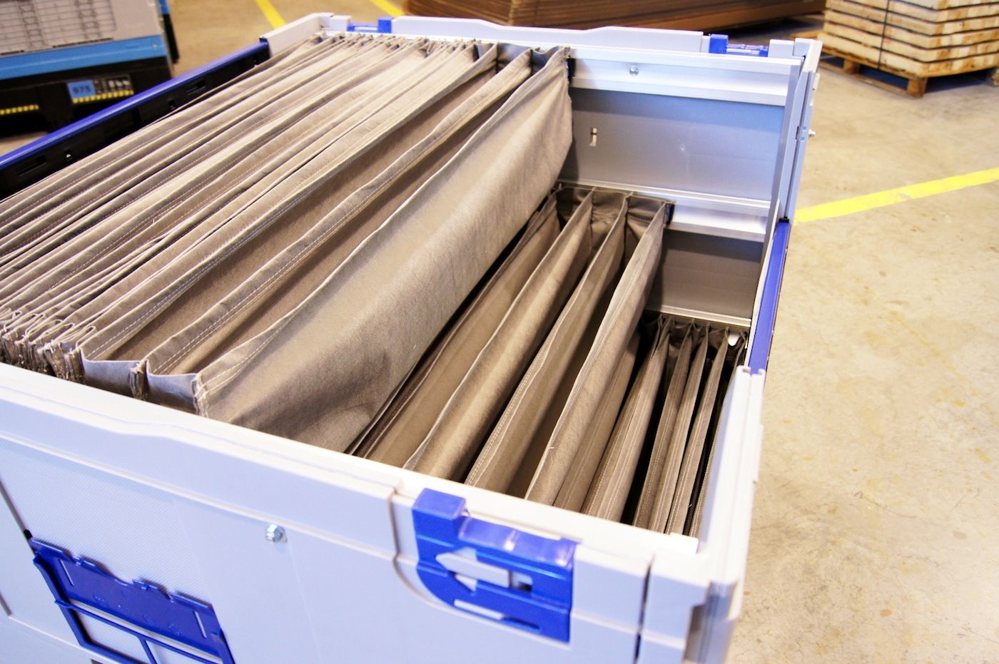 Nuevas guías de aluminio para los contenedores reutilizables de Tecnicartón