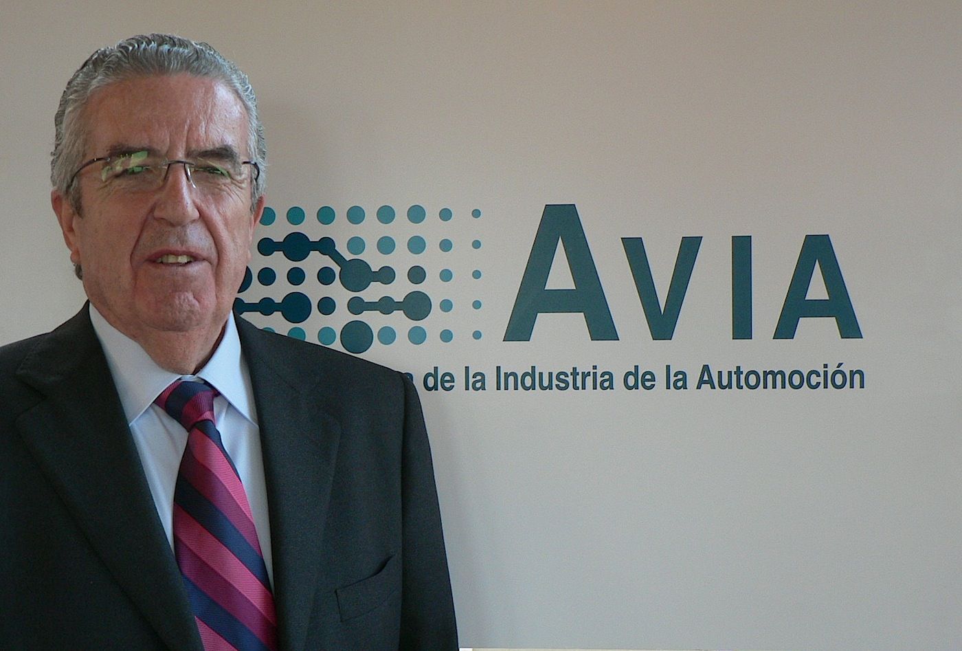 Emilio Orta presidente de AVIA Emilio Orta presidente de AVIA