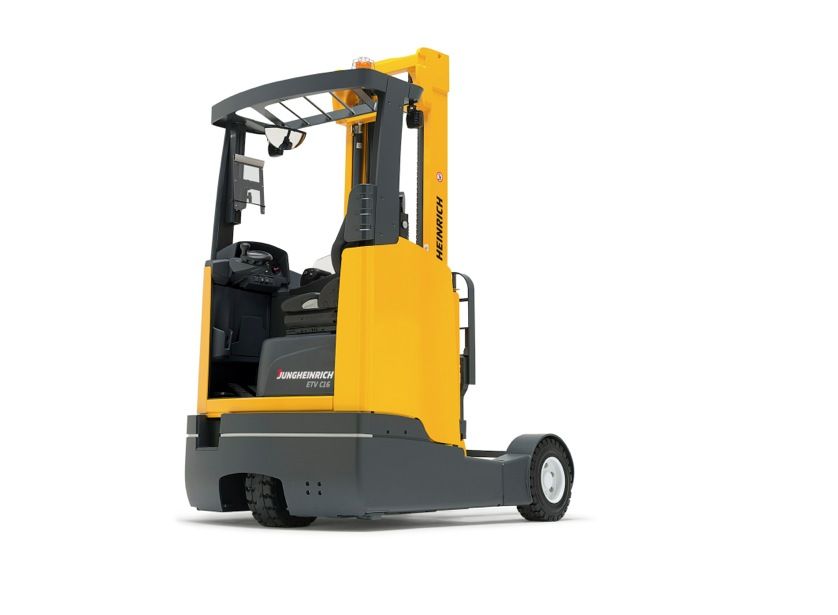 Jungheinrich presenta la nueva serie C de retractiles