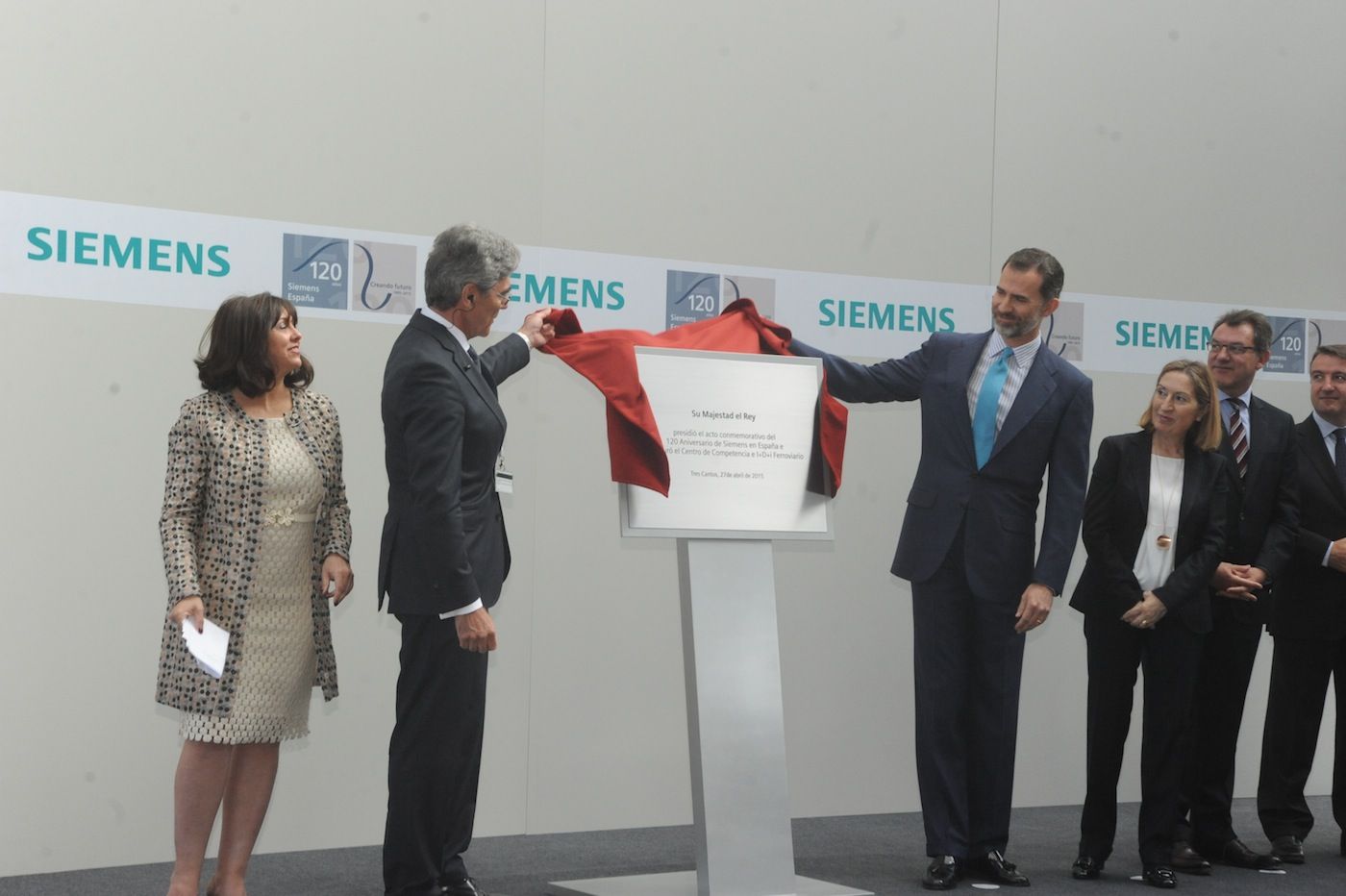Acto de inauguración del Centro de I+D+i ferroviario de Siemens