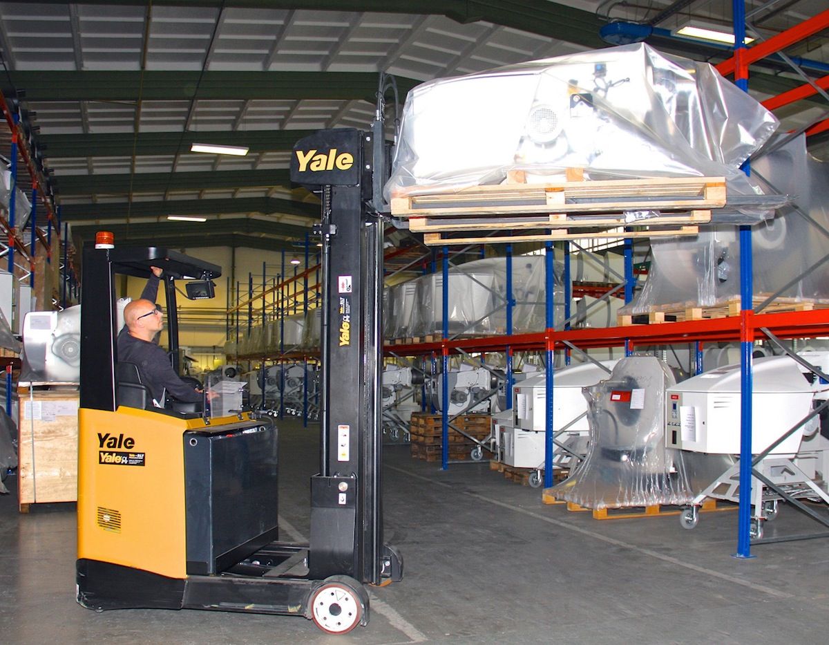 Elco Burners optimiza si logística con las carretillas retractiles de Yale