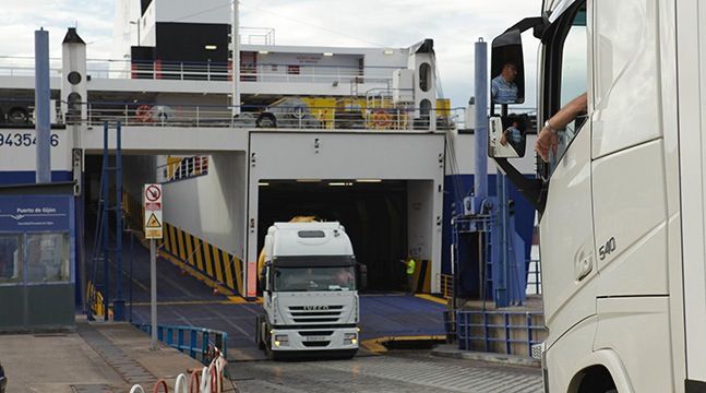 Autopista del mar entre los puertos de Gijon y Nantes