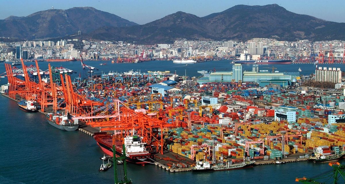 Terminal de contenedores del puerto de Busan, Corea del Sur