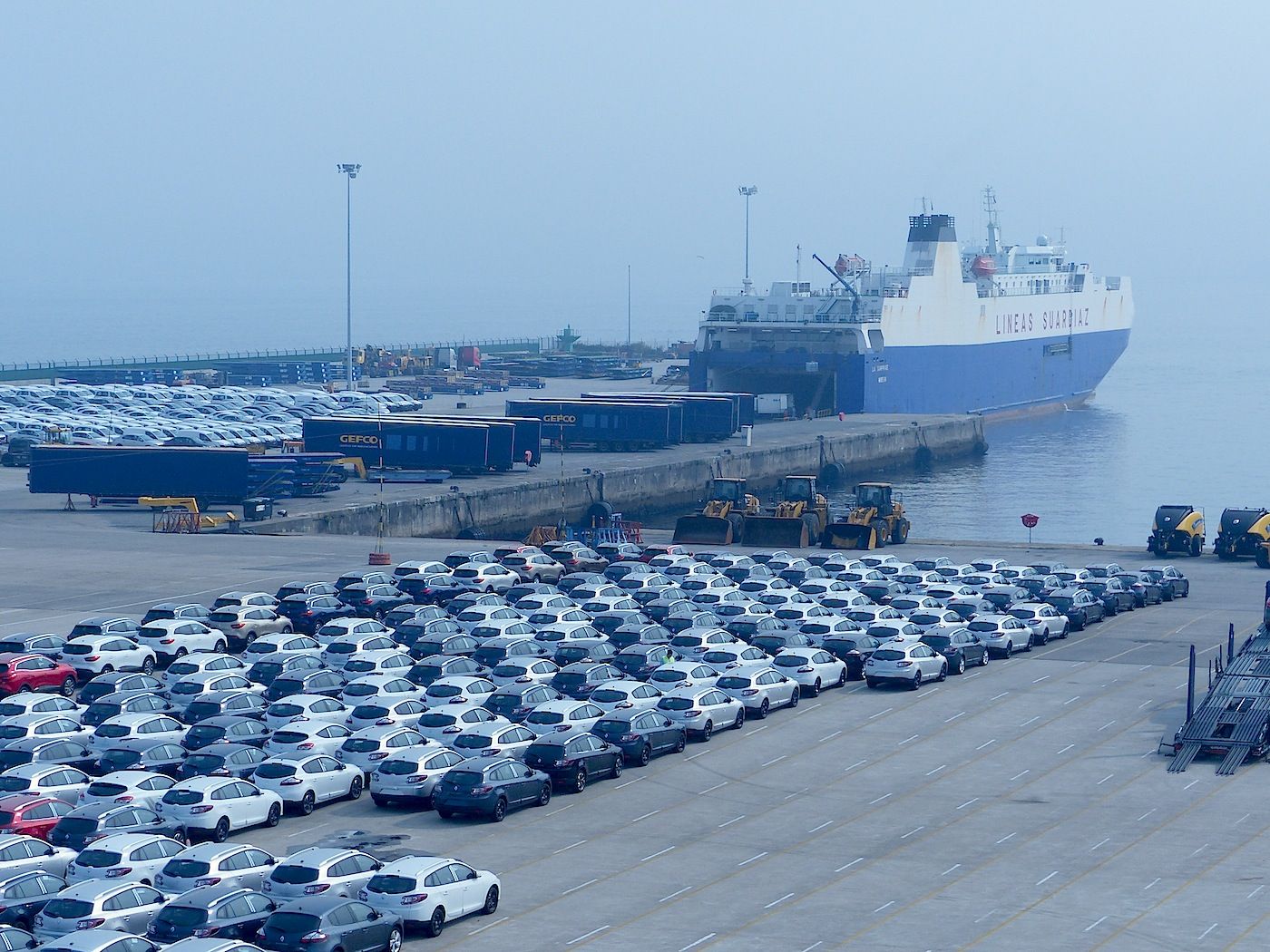 La Surprise de Suardíaz en los muelles de la terminal ro-ro del puerto de Vigo este agosto de 2015