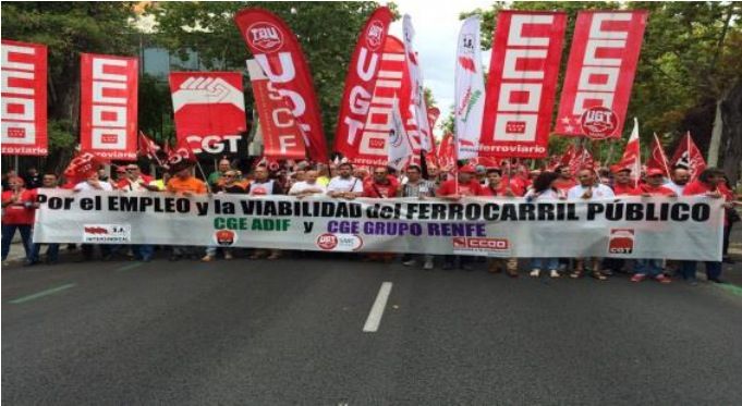 Manifestacione 12 de septimebre ante las sedes de Renfe y Adif Manifestacione 12 de septimebre ante las sedes de Renfe y Adif