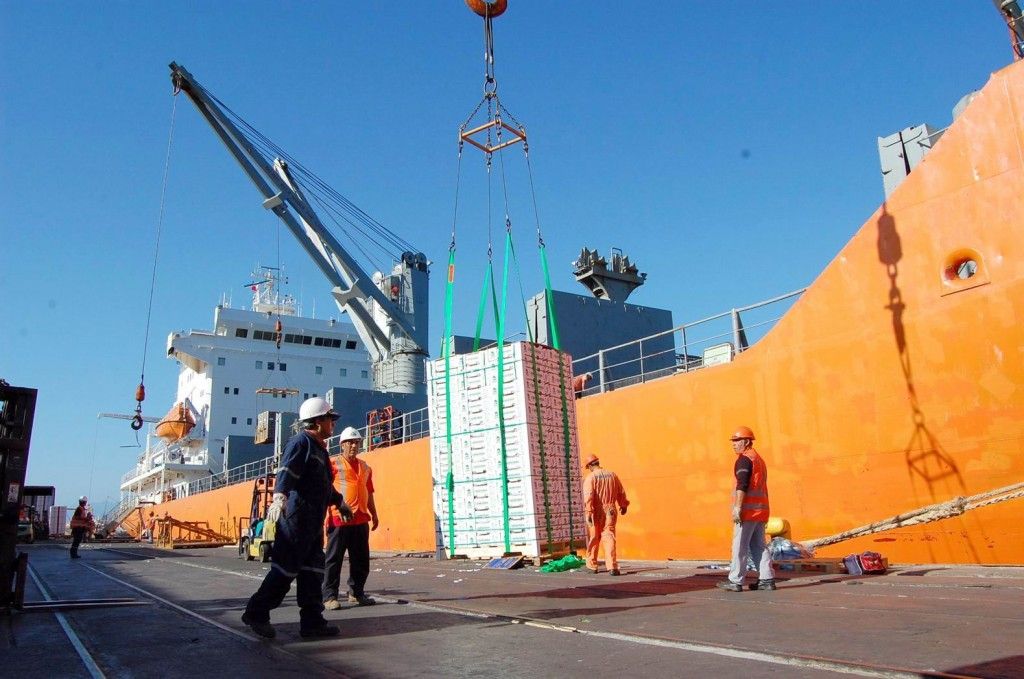Trabajadores portuarios mauritanos recibiran formacion de los estibadores canarios
