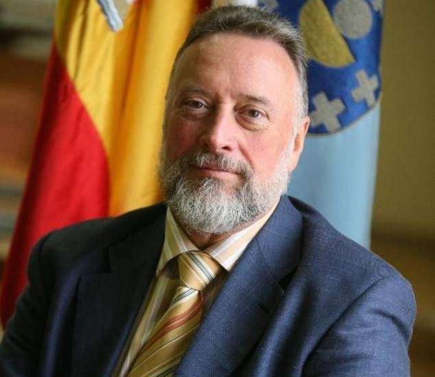 Enrique López Veiga nuevo presidente del puerto de Vigo