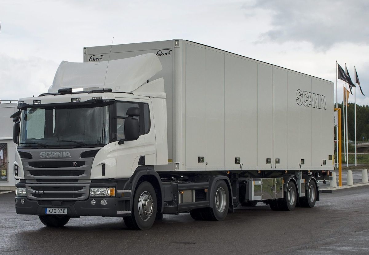 Scania desarrolla un sistema híbrido para la distribución urbana de mercancías