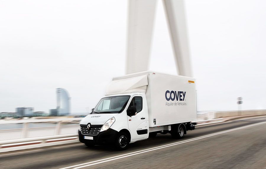 La empresa de alquiler y venta de vehiculos Covey cierra el 2015 con un crecimiento del 27