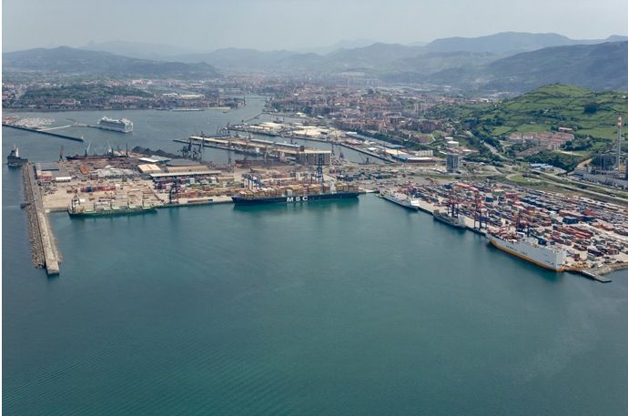 Terminal de Contenedores del puerto de Bilbao