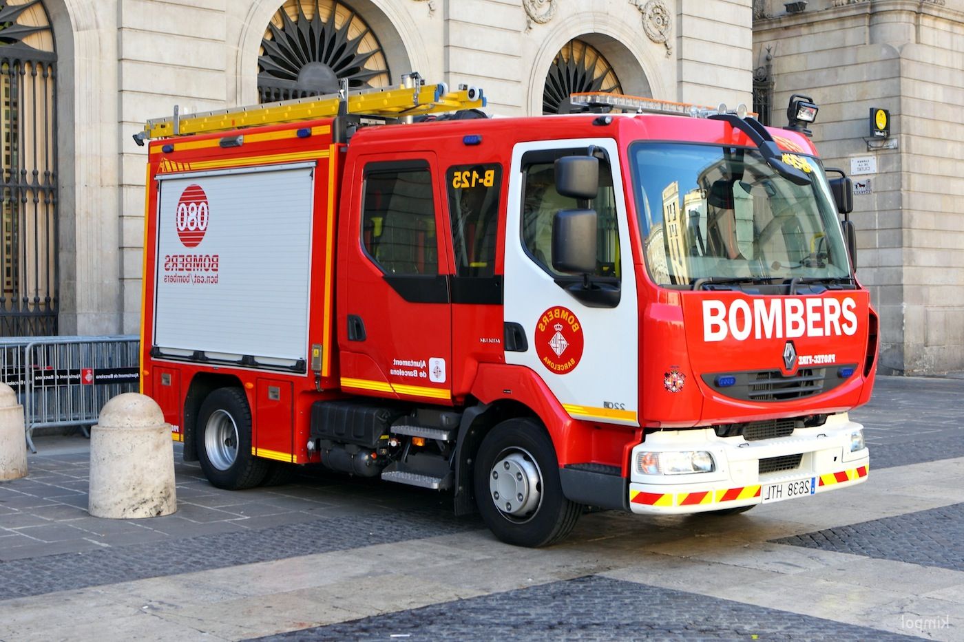 Los bomberos de Barcelona renuevan su flota con cuatro vehiculos de Renault Trucks