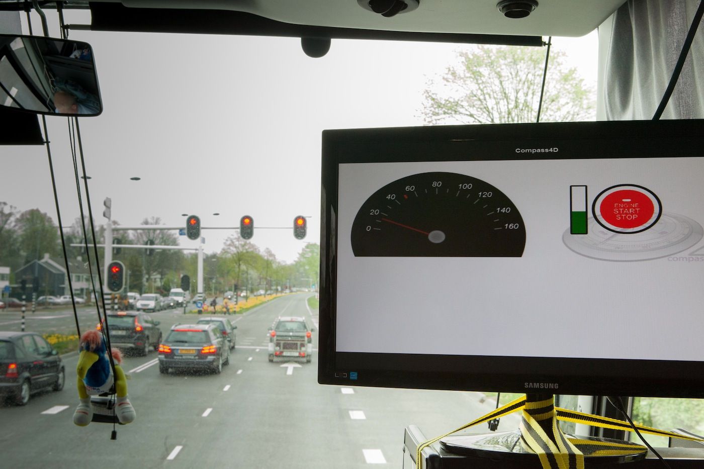 Siemens colabora en el desarrollo de varios sistemas de trafico cooperativos entre conductores y semaforos