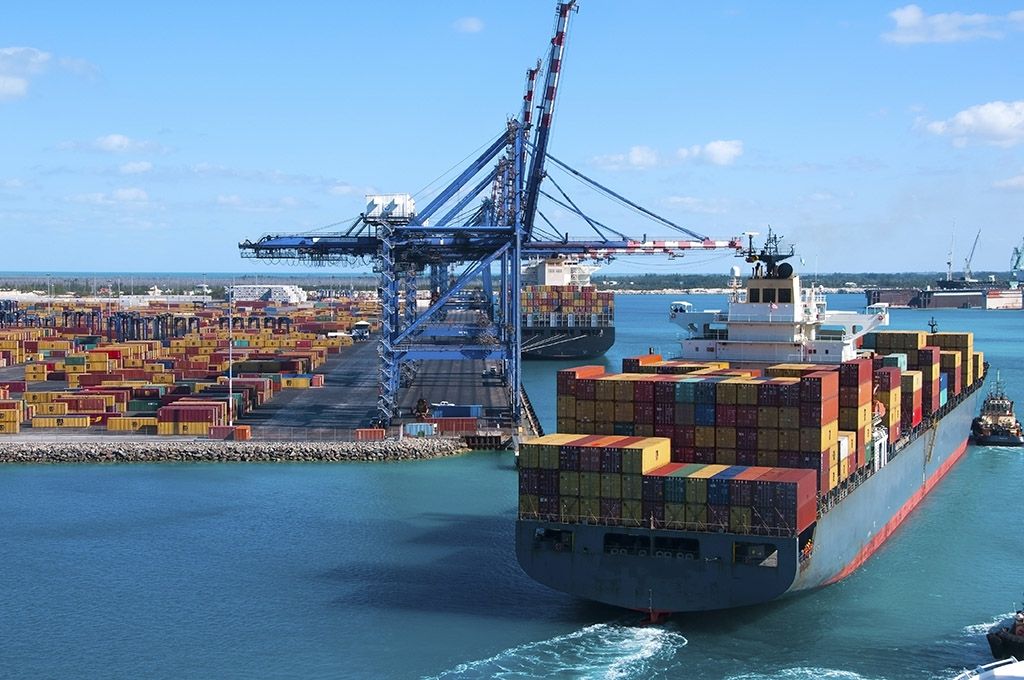 Europa quiere aumentar la eficiencia de los servicios portuarios
