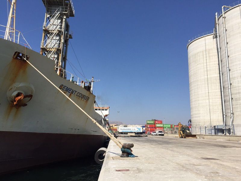 Barco autodescarga cemento Barco autodescarga cemento