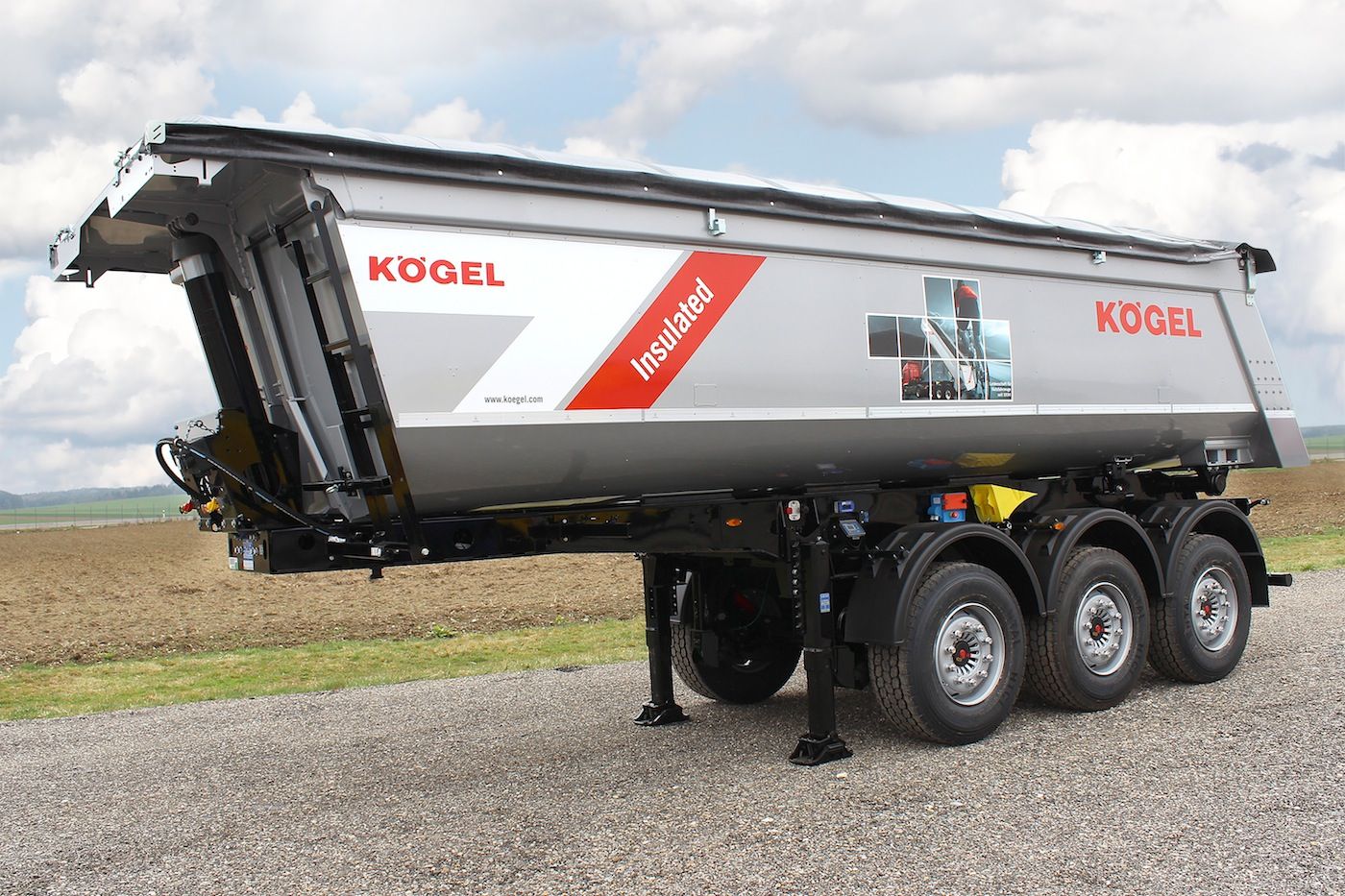 nuevo volquete aislado para asfalto de Kögel