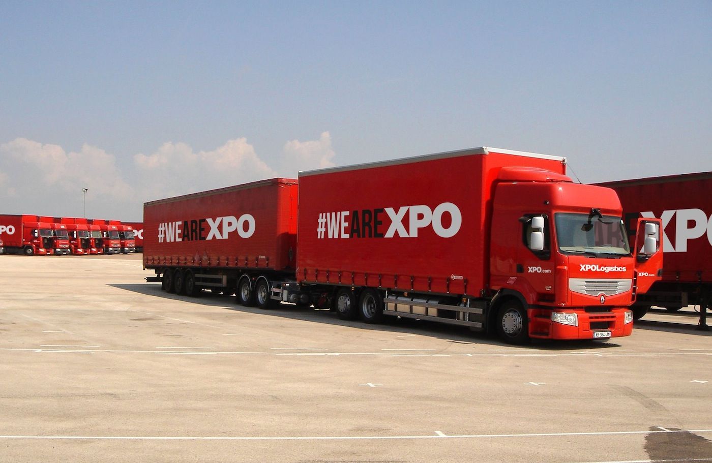Megacamiones XPO Logistics