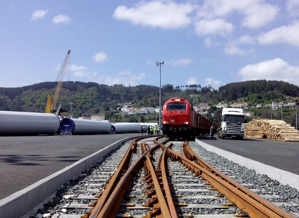 El puerto de Ferrol invertirá 135 millones en sus accesos ferroviarios al Puerto Exterior