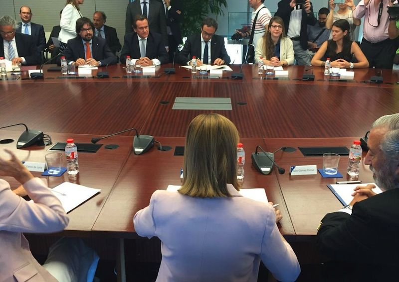 Firma de los convenios para el acceso ferroviario sur al puerto de Barcelona