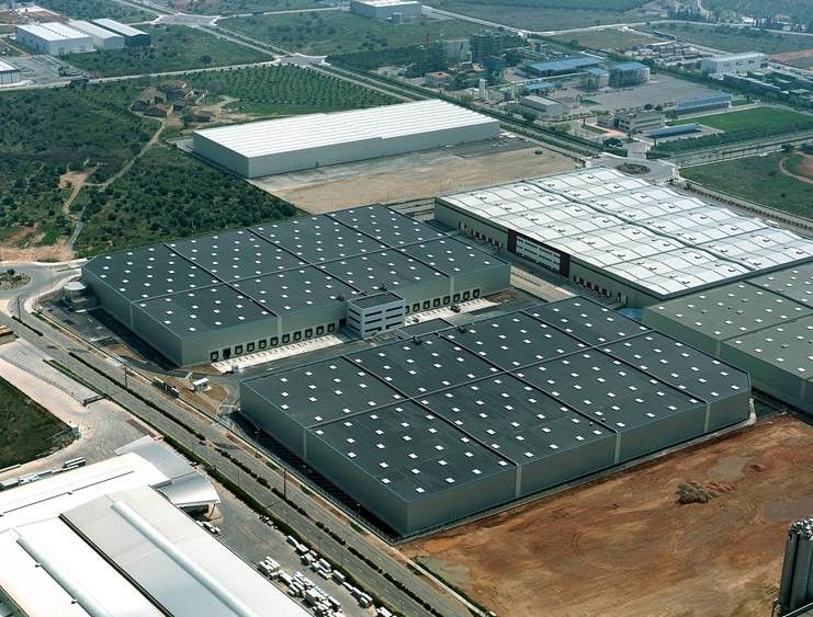 Plataforma Axiare alquilada a Kuenhe + Nagel en Tarragona