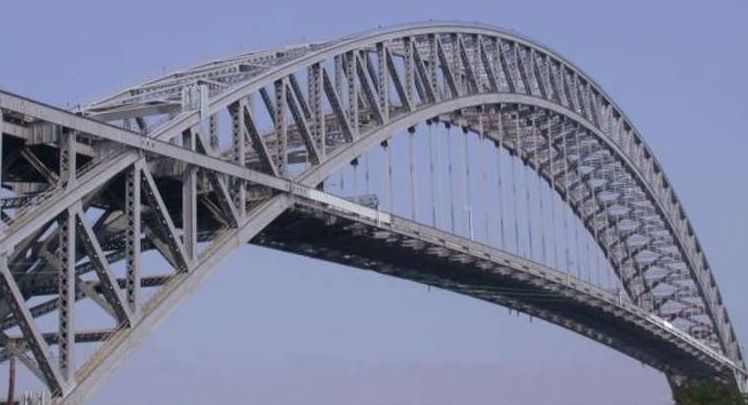 Puente Bayonne