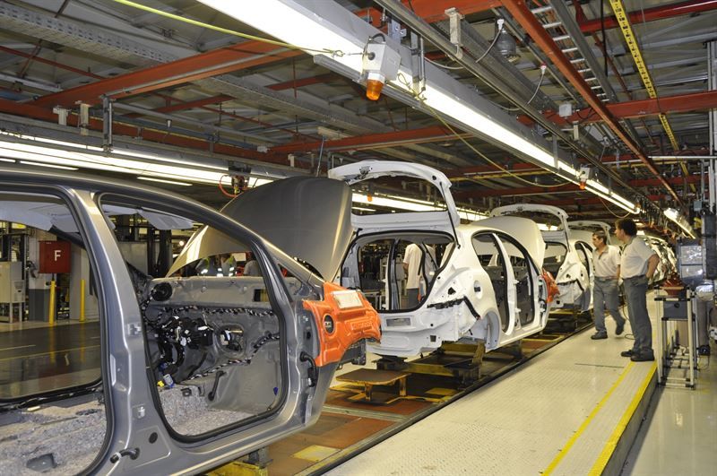 Cadena de montaje de la planta de Opel en Figueruelas