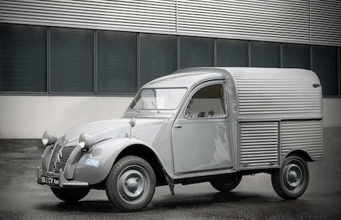 la furgoneta 2CV cumple 65 años