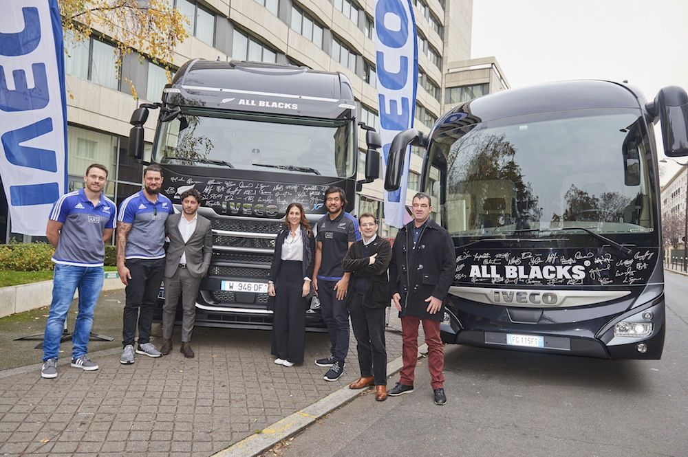 el-stralis-all-blacks-de-iveco-logra-230-000-euros-para-unicef