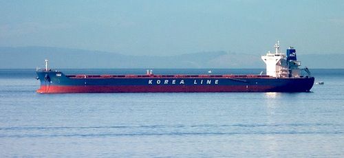 Korea Line está especializada en el transporte marítimo de graneles