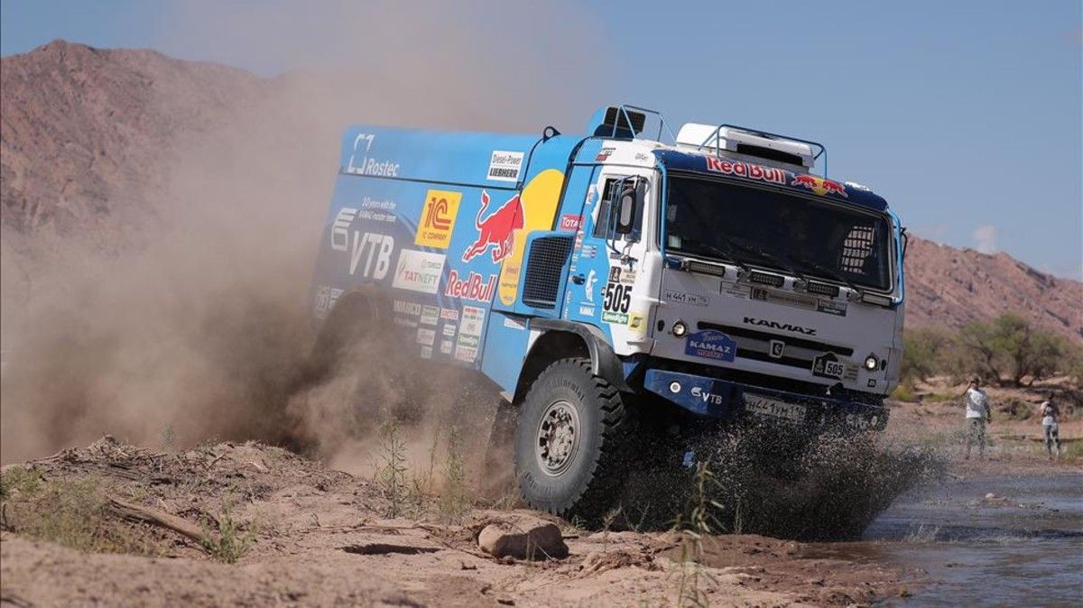 kamaz-ha-vuelto-a-ganar-una-nueva-edicion-del-dakar-en-la-categoria-de-camiones