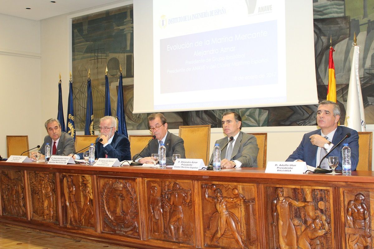 Los armadores analizan el futuro del sector en el Instituto de Ingeniería de España Los armadores analizan el futuro del sector en el Instituto de Ingeniería de España