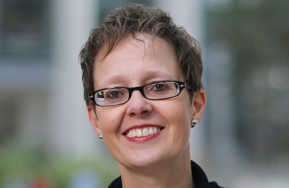 lynne-embleton-nueva-consejera-delegada-de-iag-cargo