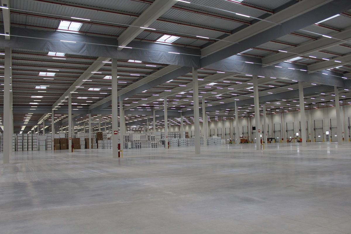 nave-xpo-cabanillas-merlin