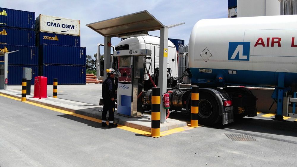 sam-algeciras-pone-en-marcha-la-primera-estacion-de-servicio-de-gnv-de-andalucia