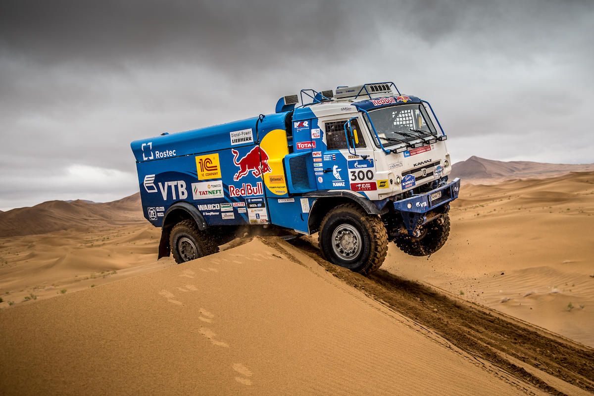 kamaz-domina-el-rally-de-la-ruta-de-la-seda-2017