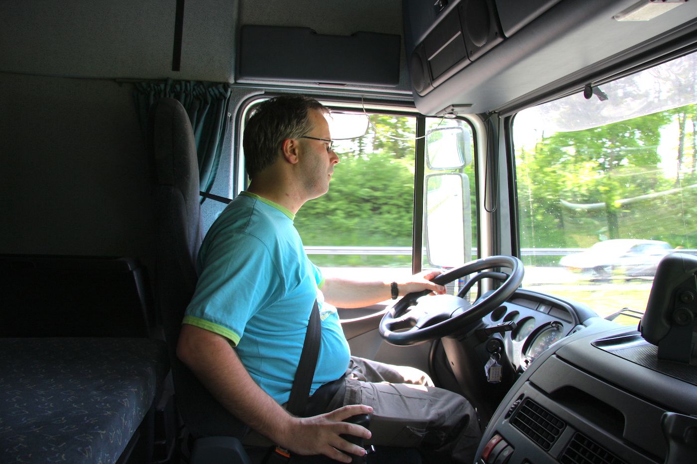 conductor-de-camion-camionero-transportista_2