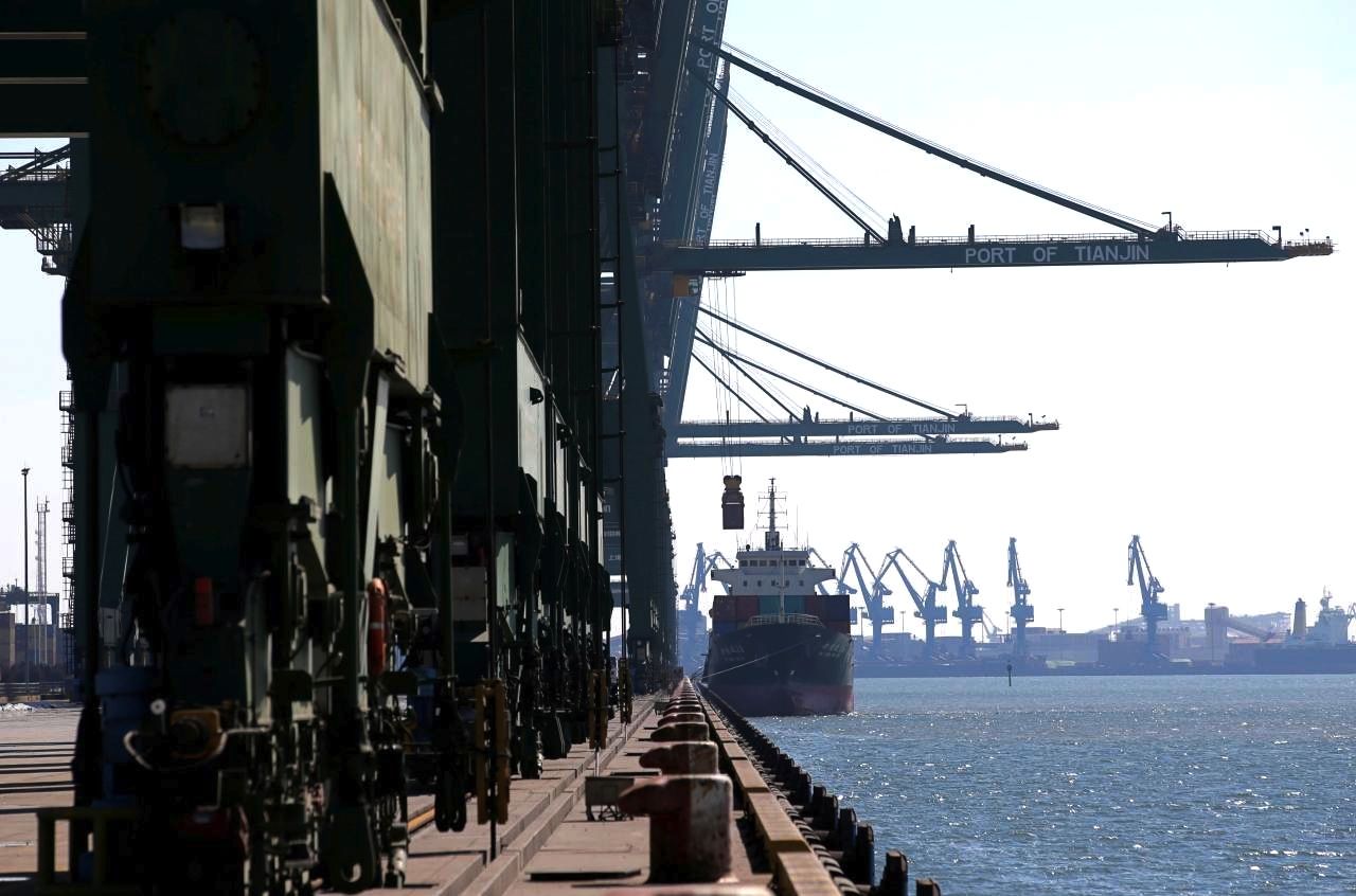 puerto-de-tianjin-en-china-contenedores-asia