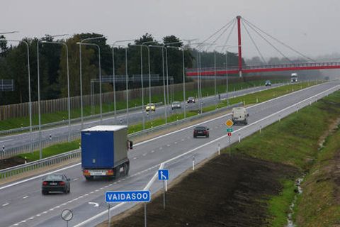carretera-en-estonia
