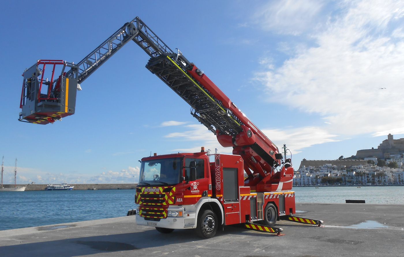 nuevo-camion-autoescala-con-chasis-de-scania