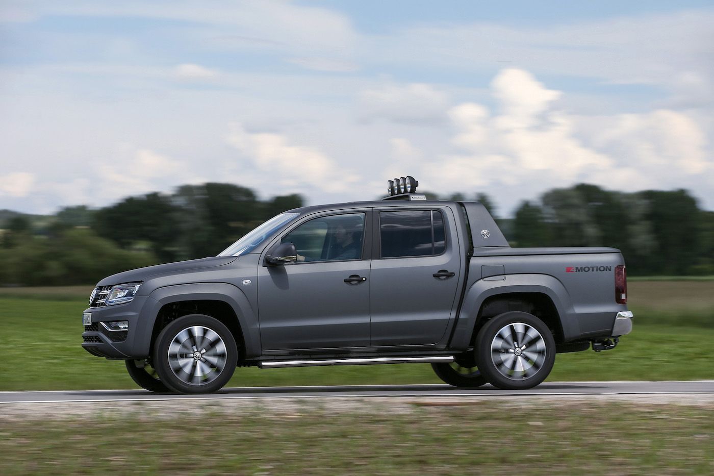 volkswagen-amarok volkswagen-amarok