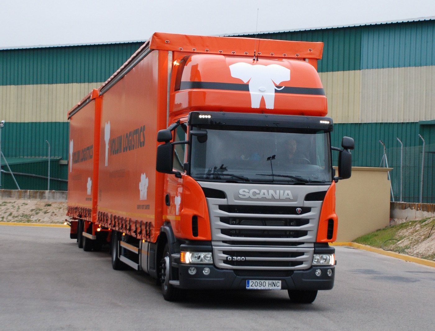 grupo-volum-renueva-flota-con-scania grupo-volum-renueva-flota-con-scania