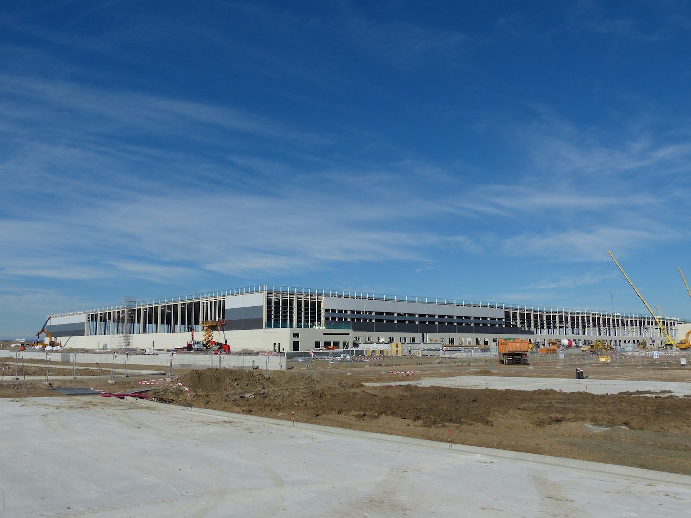 estado-de-las-obras-de-la-plataforma-de-amazon-en-illescas-el-16-de-enero-de-2017