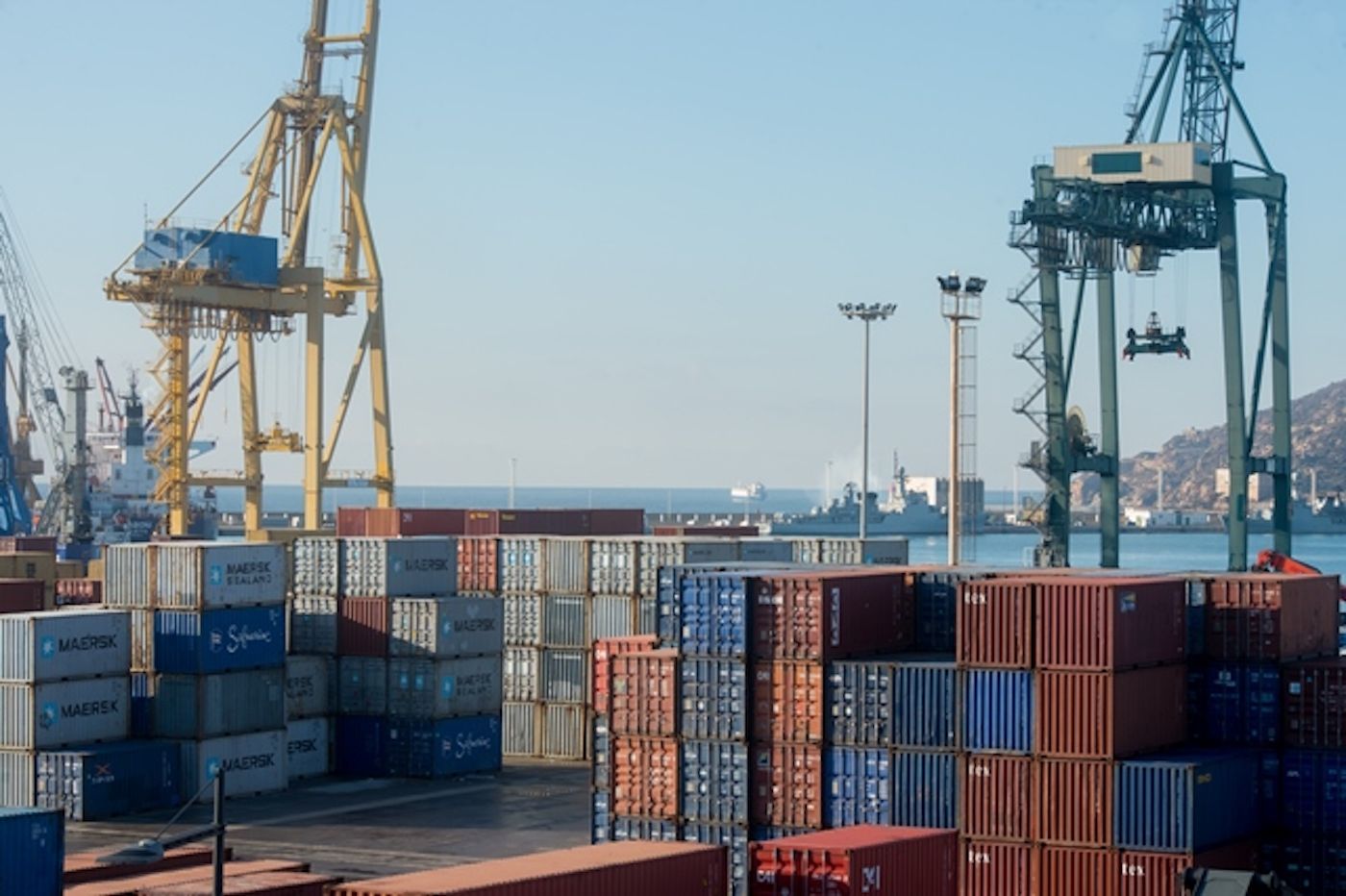 puerto_cartagena_contenedores