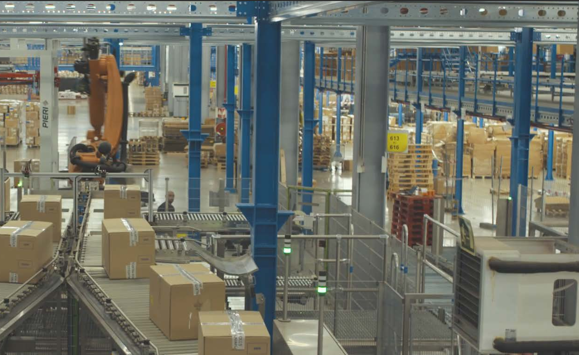 plataforma-logistica-inditex-con-shuttle