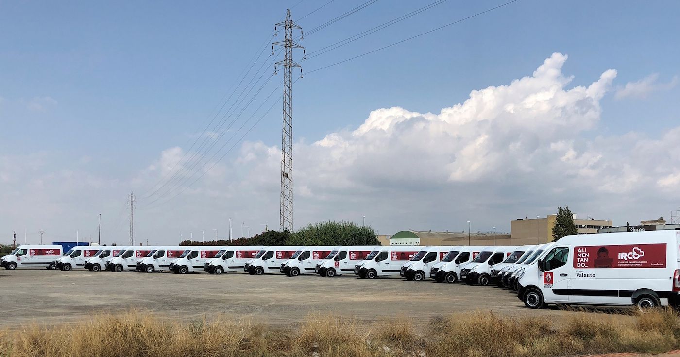 renault-trucks-entrega-furgonetas-master-a-irco