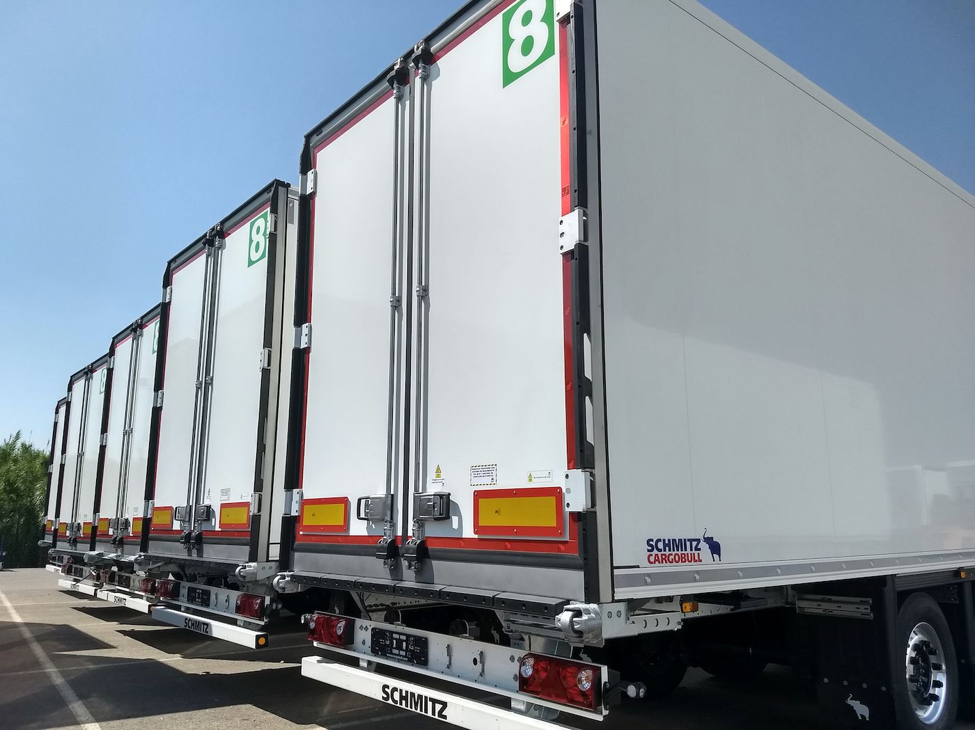 puerta_trasera_semirremolque_frigorifico_schmitz_cargobull_adquirido_por_acotral