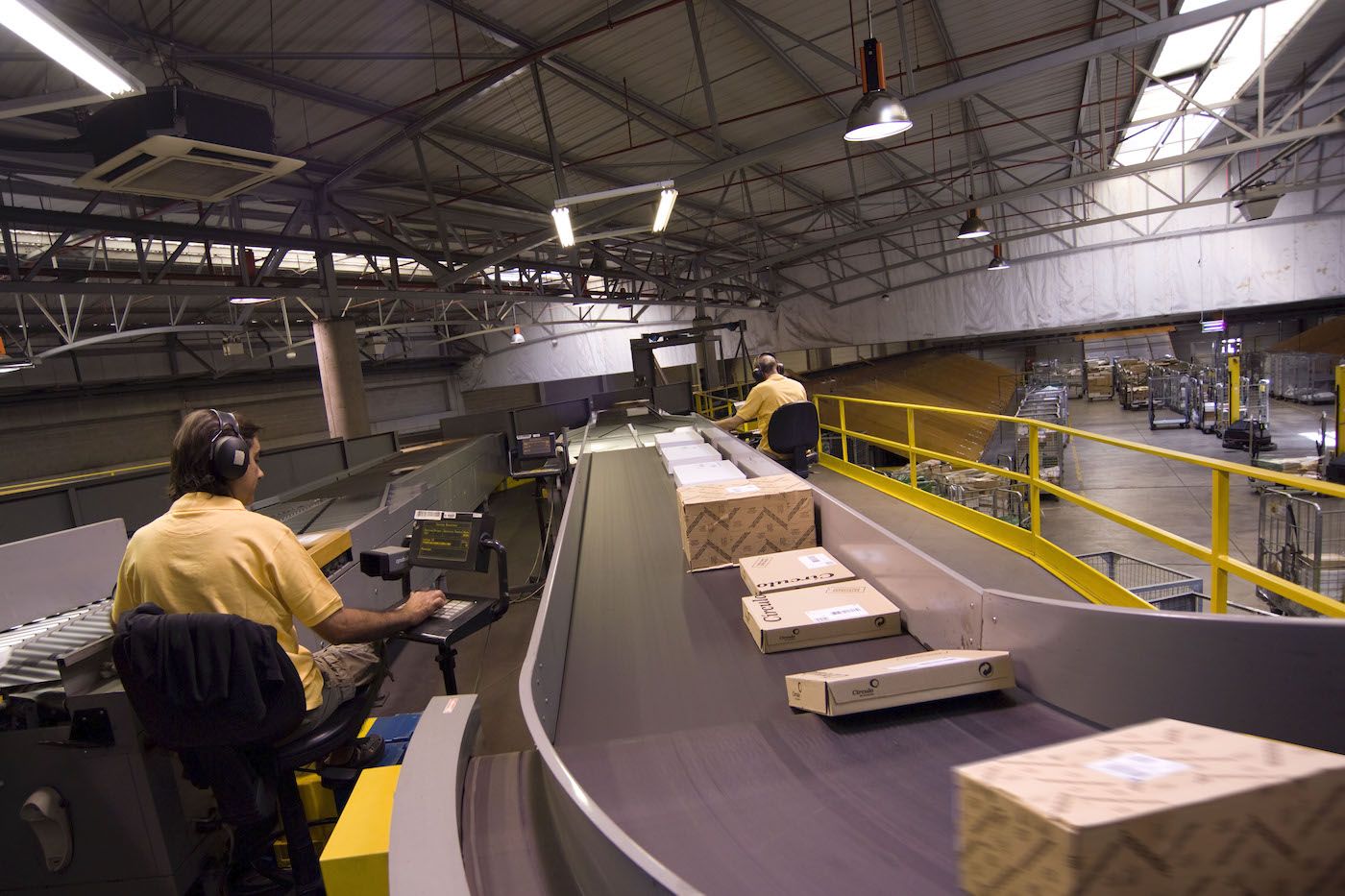 centro-de-clasificacion-correos-barajas