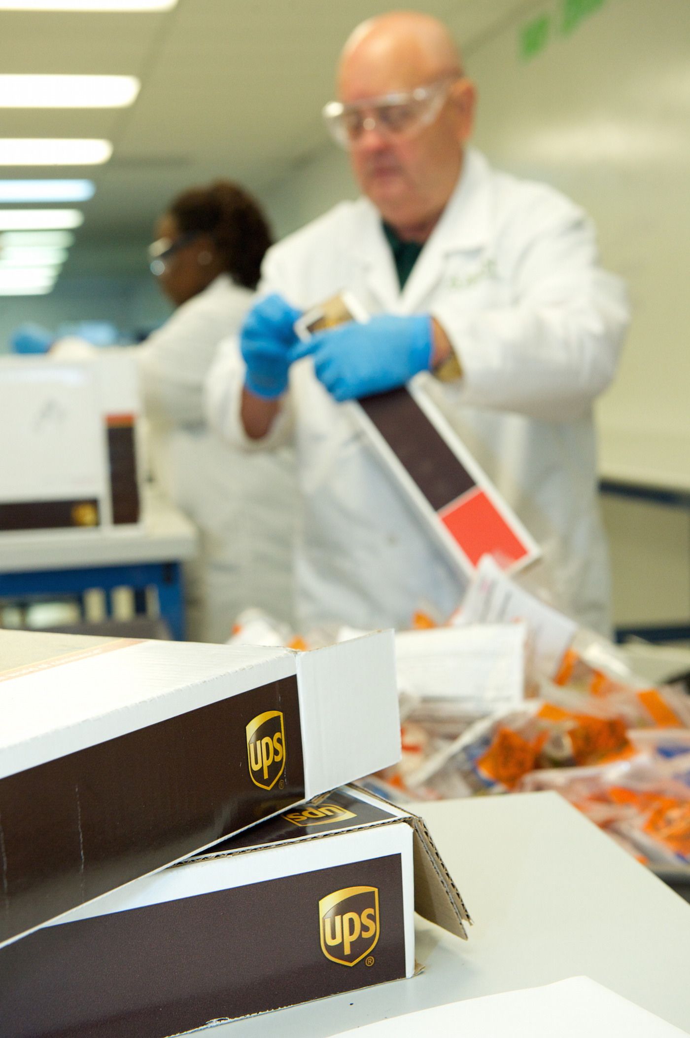 ups-soluciones-para-la-industria-farmaceutica