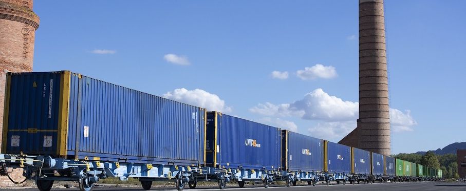 Servicio-entre-TCM-y-el-puerto-de-Barcelona