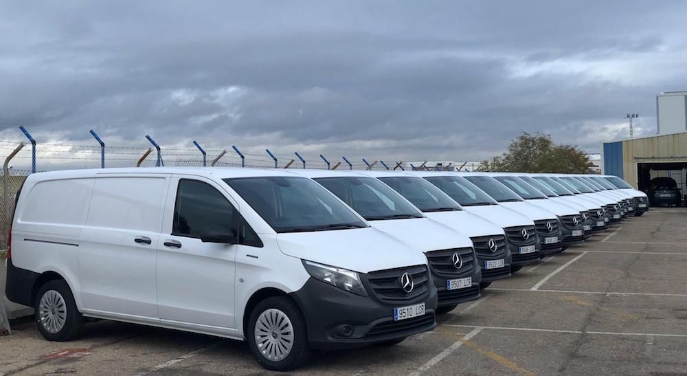 Autolica Industriales entrega una flota de furgonetas eléctricas Mercedes-Benz a ARA VINC