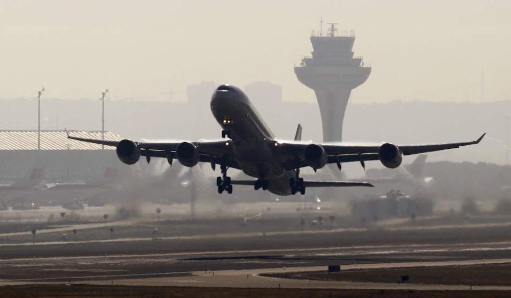 trafico-aereo-en-el-aeropuerto-de-Madrid-Barajas